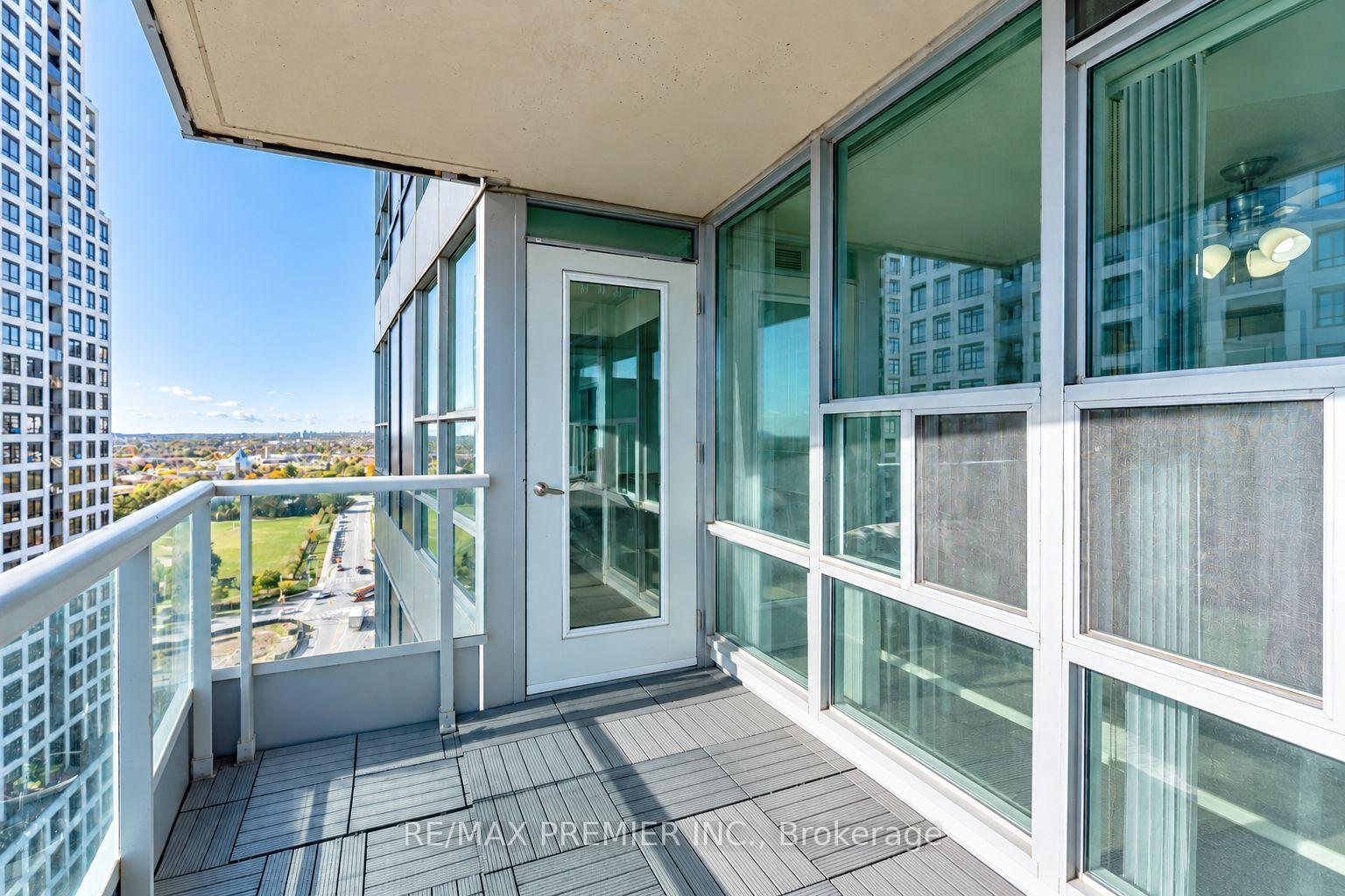 Photo 16 of Unit 2002, 33 Elm Drive W, Mississauga, City Centre — HOMEH