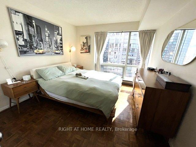 Photo 14 of Unit 2111, 1001 Bay Street, Toronto, Bay Street Corridor — HOMEH