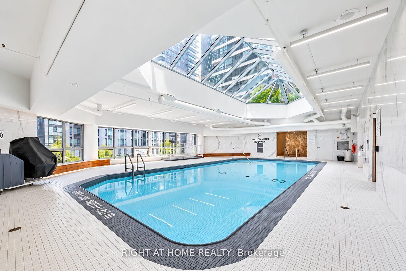 Photo 33 of Unit 2111, 1001 Bay Street, Toronto, Bay Street Corridor — HOMEH