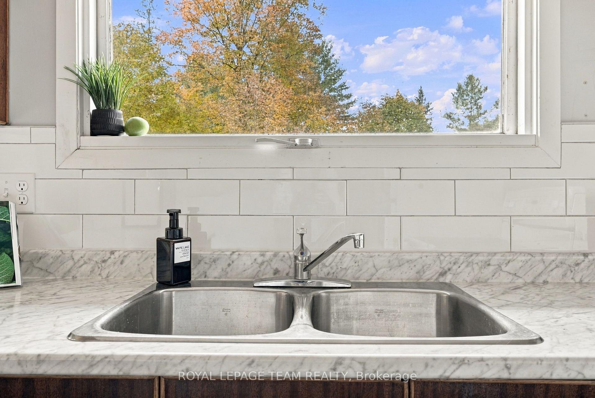 Photo 13 of 4775 Calabogie Road, Greater Madawaska, Greater Madawaska — HOMEH