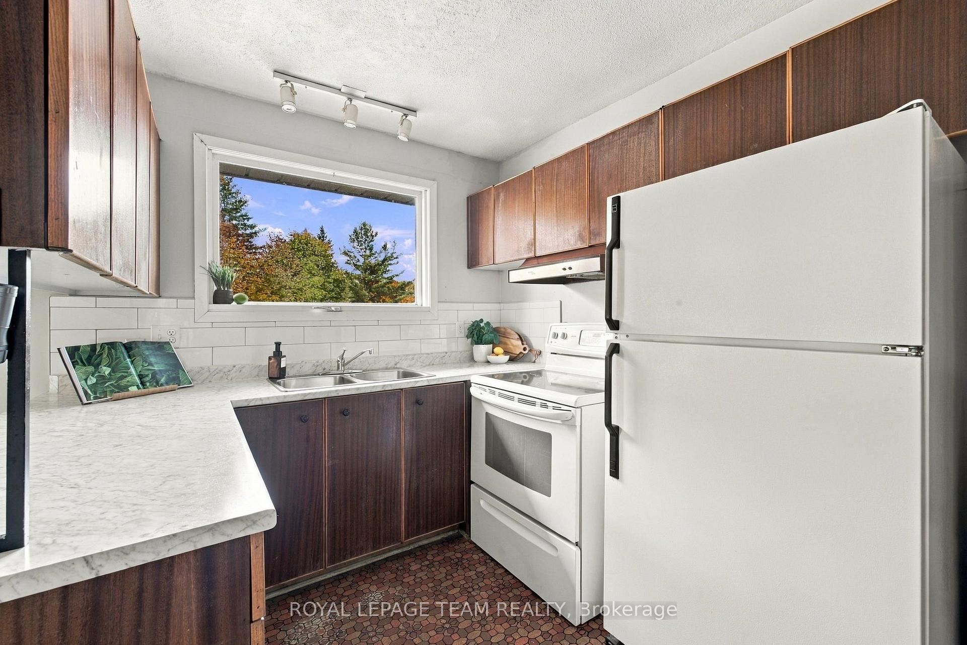 Photo 14 of 4775 Calabogie Road, Greater Madawaska, Greater Madawaska — HOMEH
