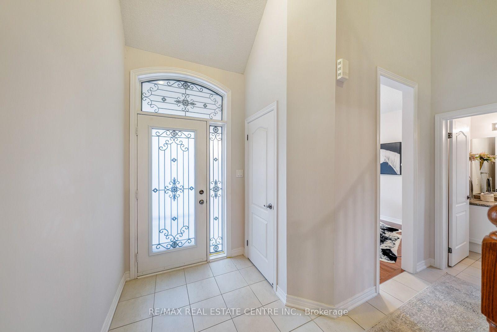 Photo 6 of 18 Seedhouse Road, Brampton, Sandringham-Wellington — HOMEH