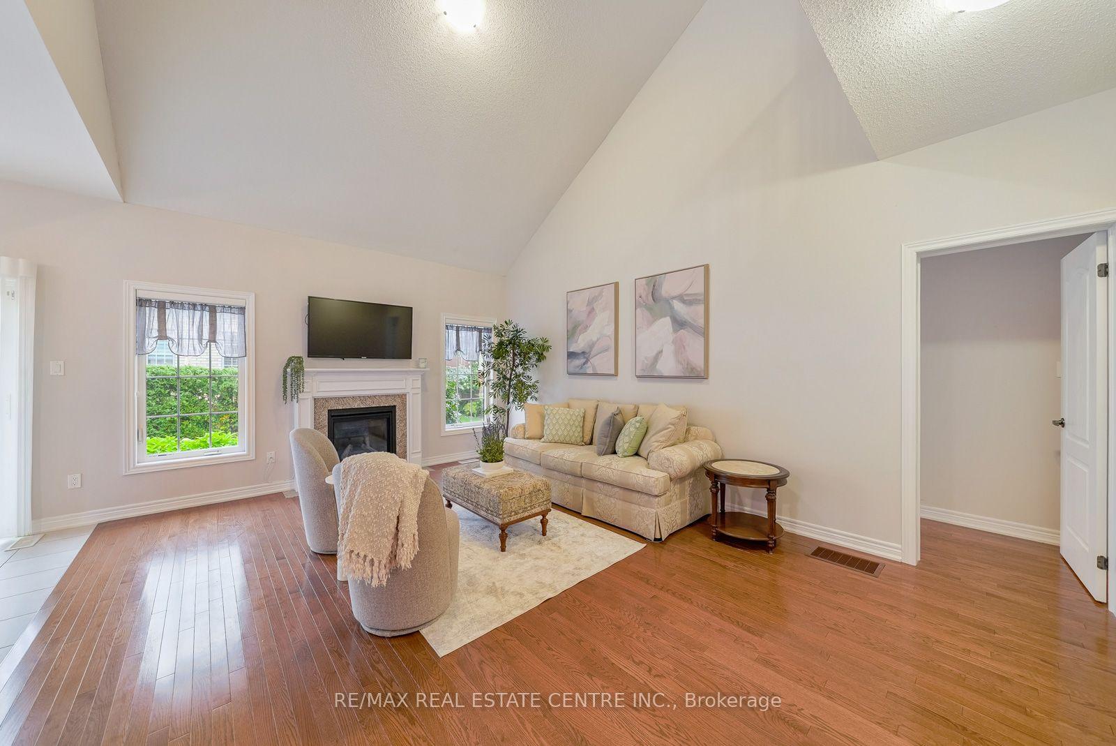Photo 14 of 18 Seedhouse Road, Brampton, Sandringham-Wellington — HOMEH