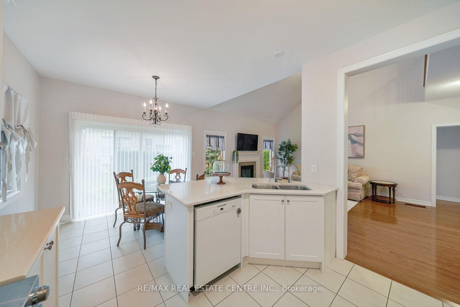 Photo 23 of 18 Seedhouse Road, Brampton, Sandringham-Wellington — HOMEH