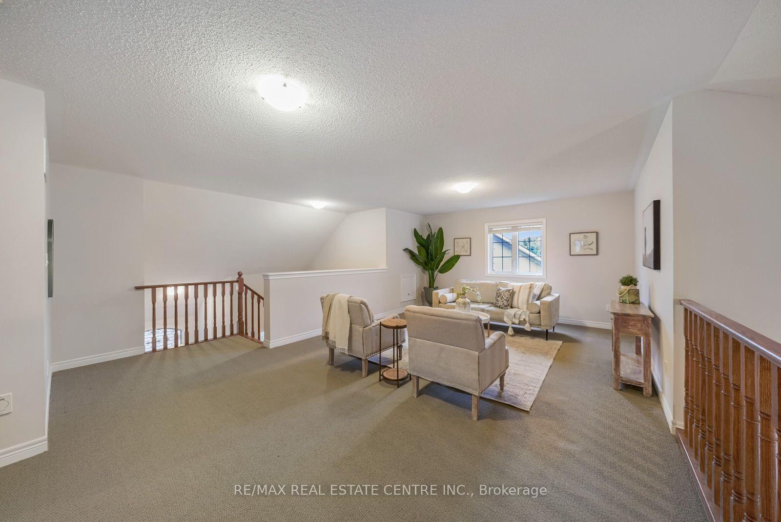 Photo 34 of 18 Seedhouse Road, Brampton, Sandringham-Wellington — HOMEH