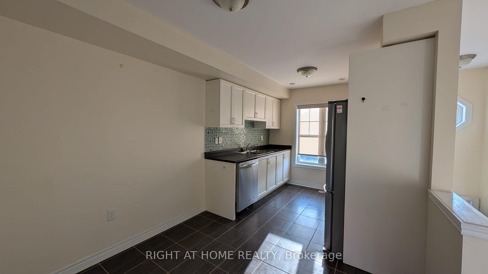 Photo 3 of Unit 79, 62 Soldier Street, Brampton, Northwest Brampton — HOMEH