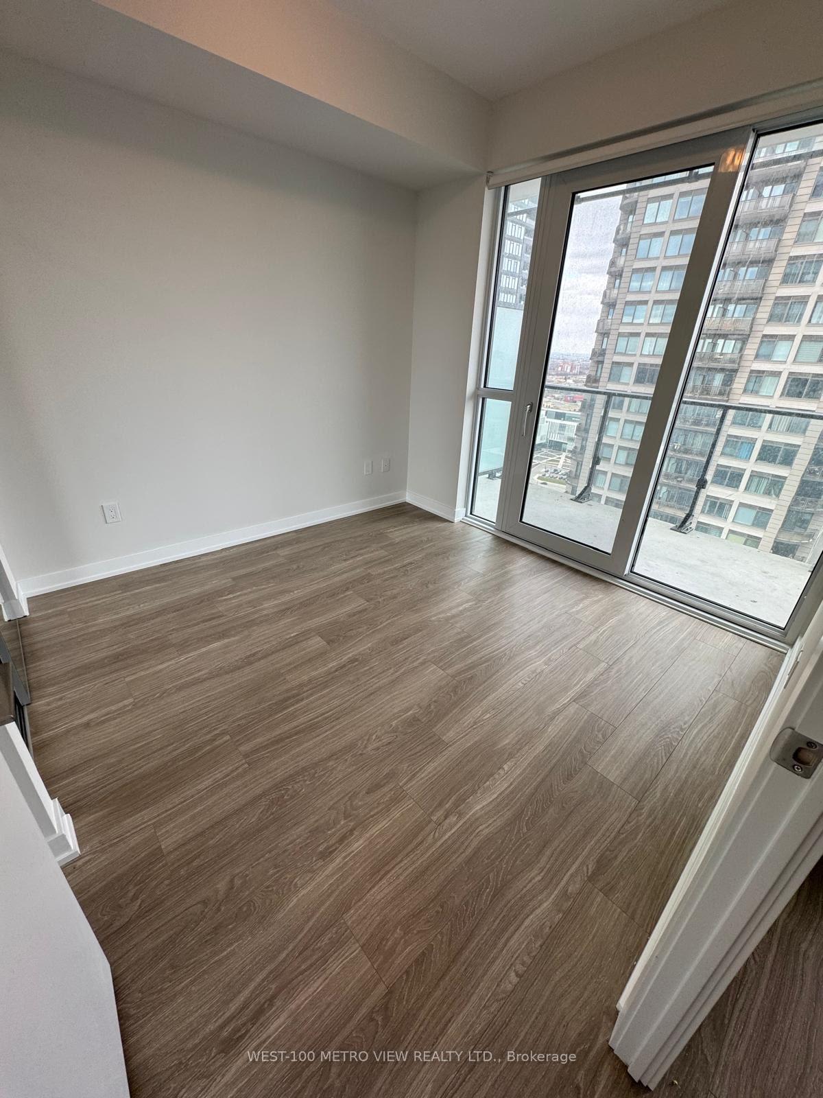 Photo 4 of Unit 2402, 430 Square One Drive, Mississauga, Creditview — HOMEH