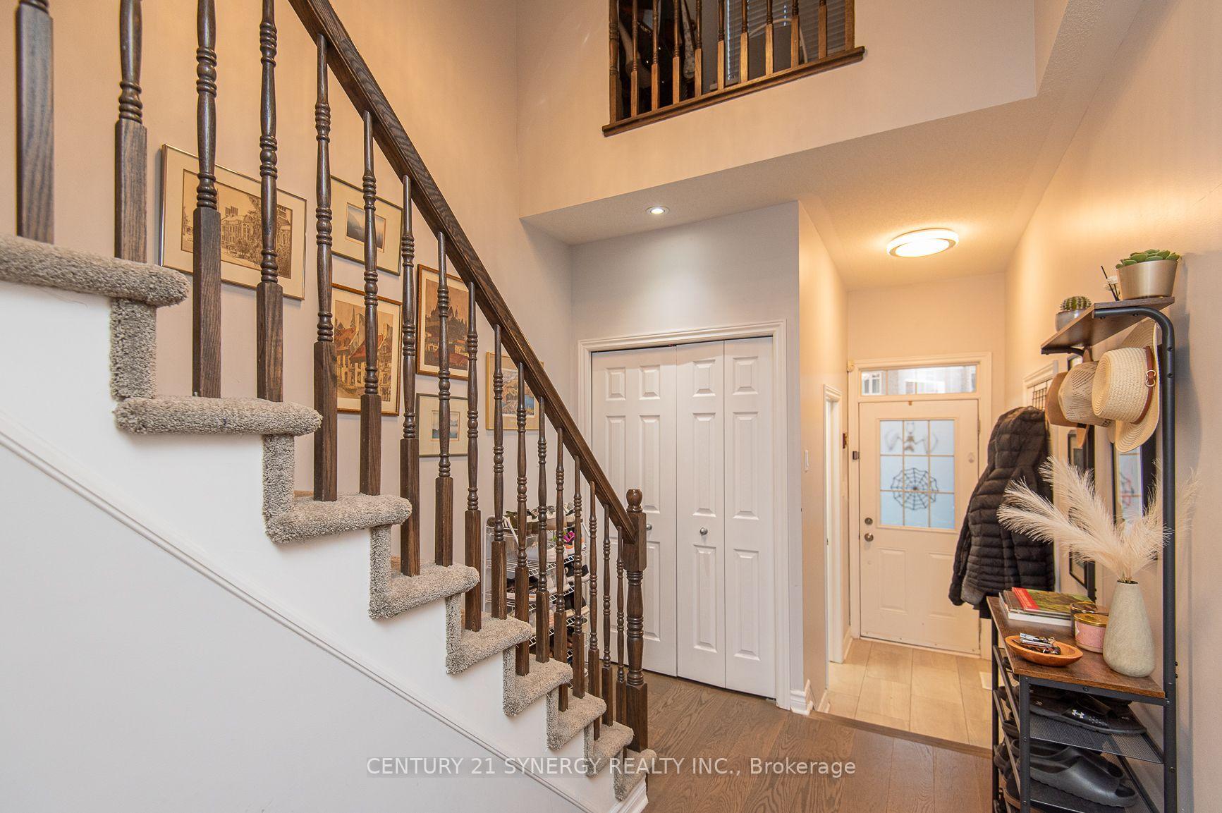 Photo 5 of 2025 Pennyroyal Crescent, Ottawa, Notting Hill/Summerside — HOMEH