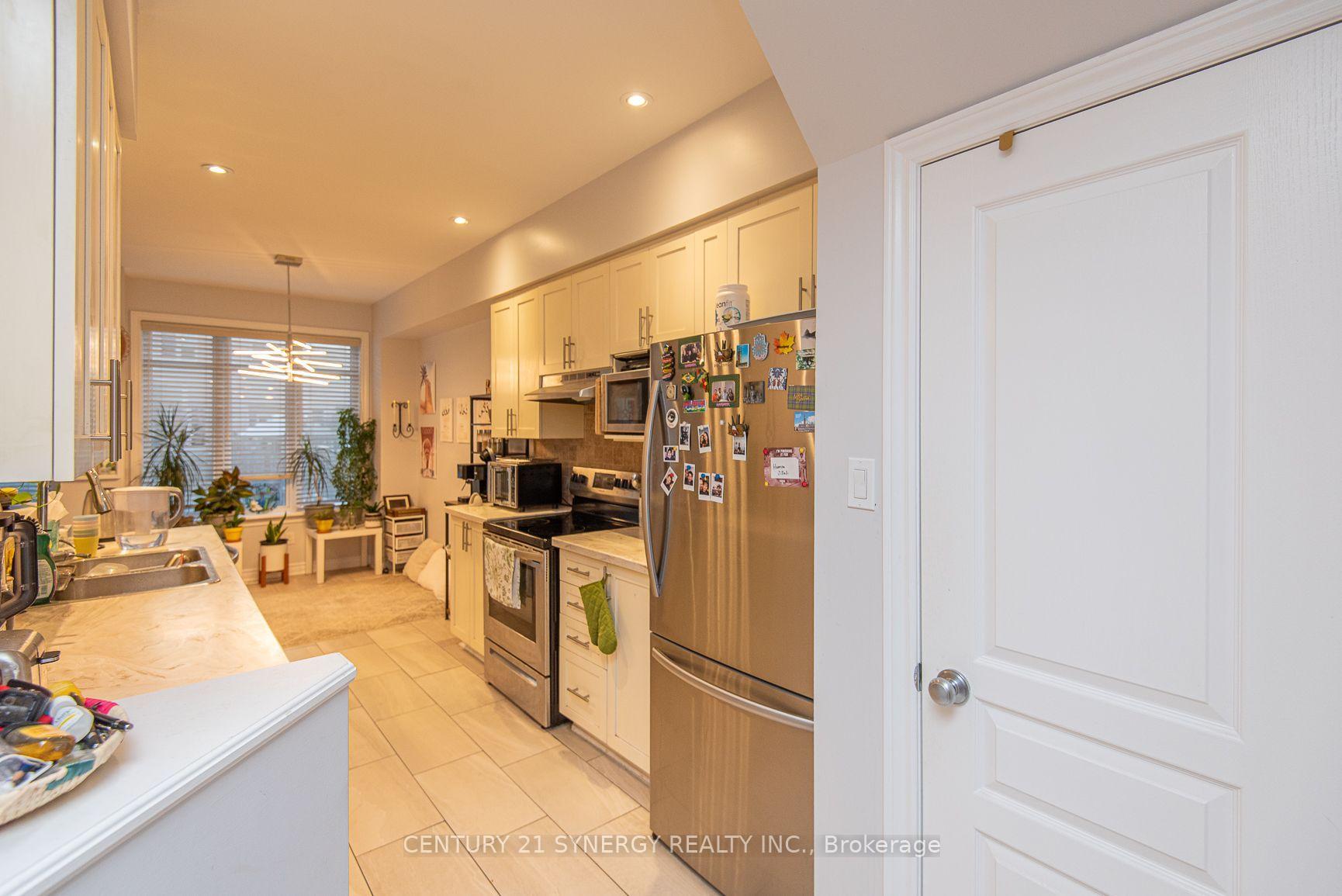 Photo 6 of 2025 Pennyroyal Crescent, Ottawa, Notting Hill/Summerside — HOMEH