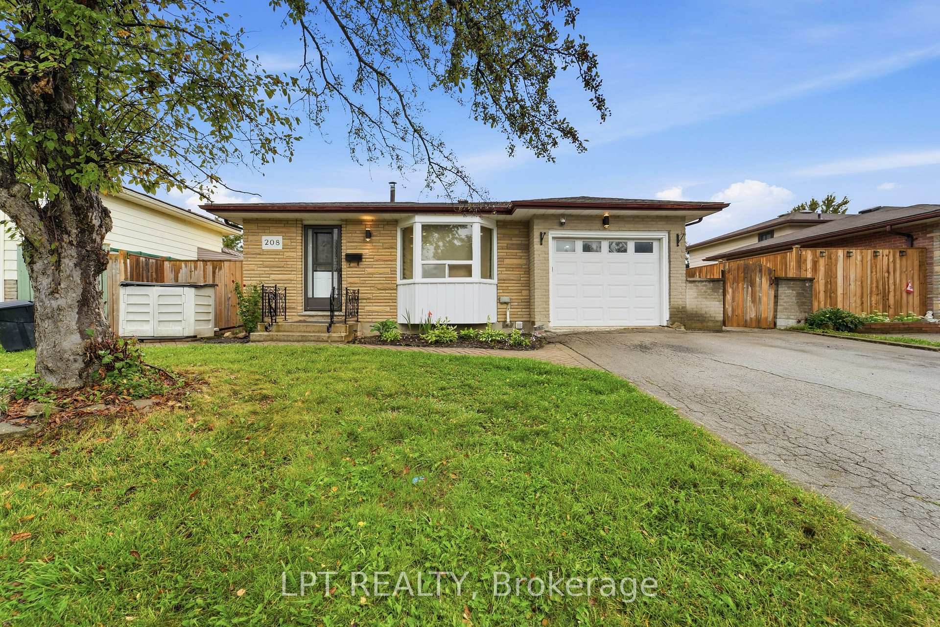 Photo of 208 Deveron Crescent