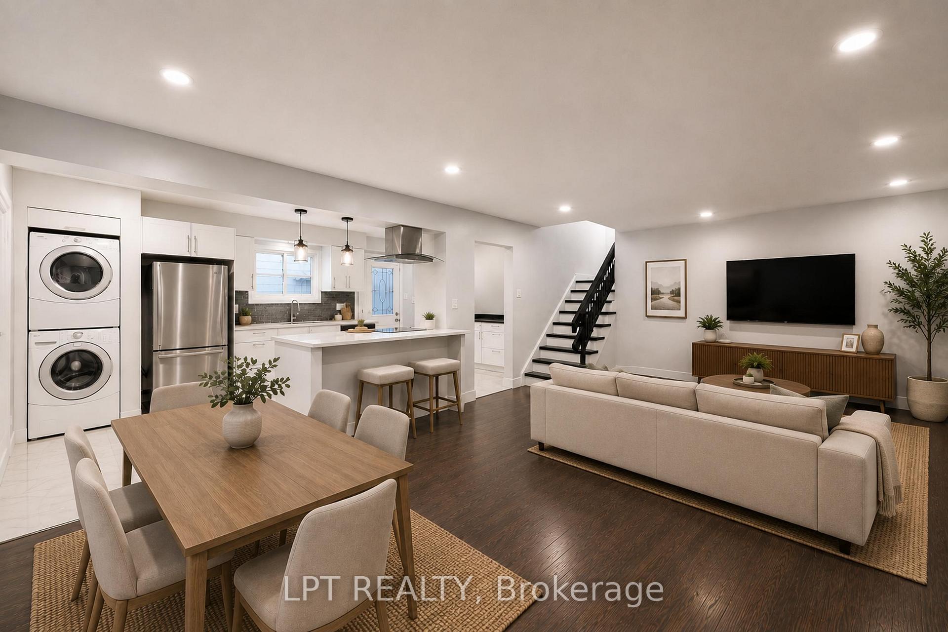 Photo 4 of 208 Deveron Crescent, London, South T — HOMEH