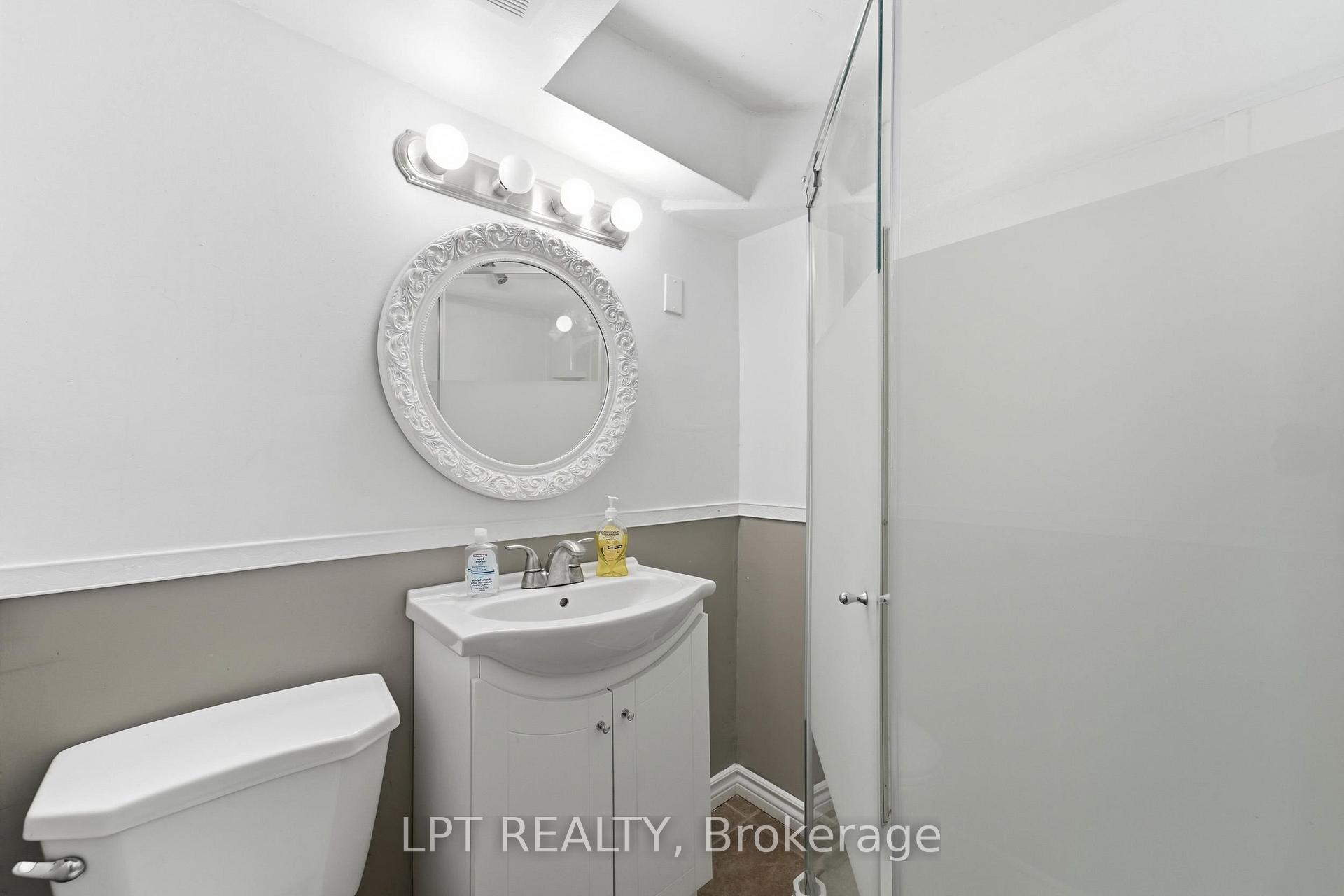 Photo 30 of 208 Deveron Crescent, London, South T — HOMEH