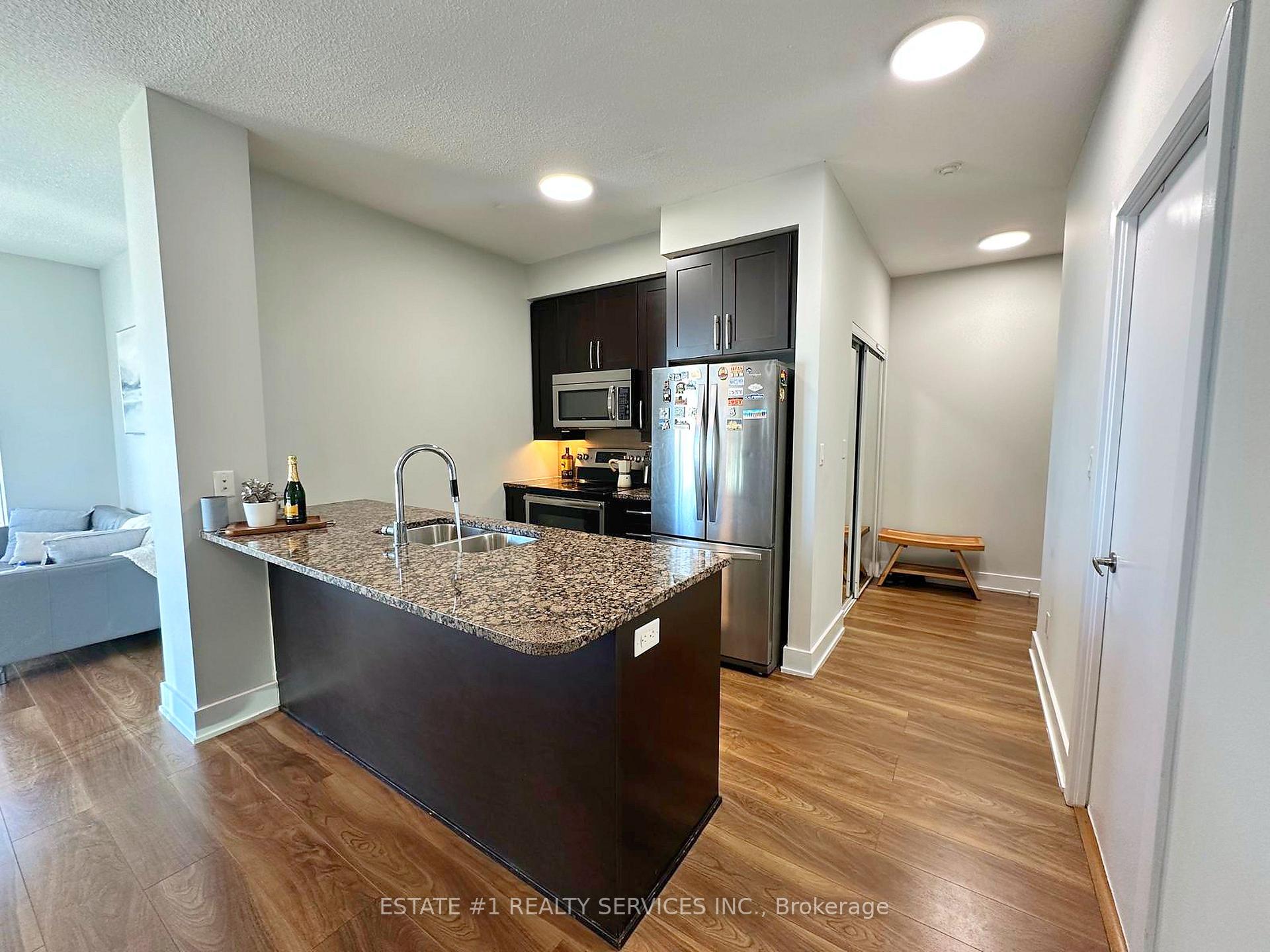 Photo 5 of Unit Lph2, 4065 Brickstone Mews, Mississauga, Creditview — HOMEH