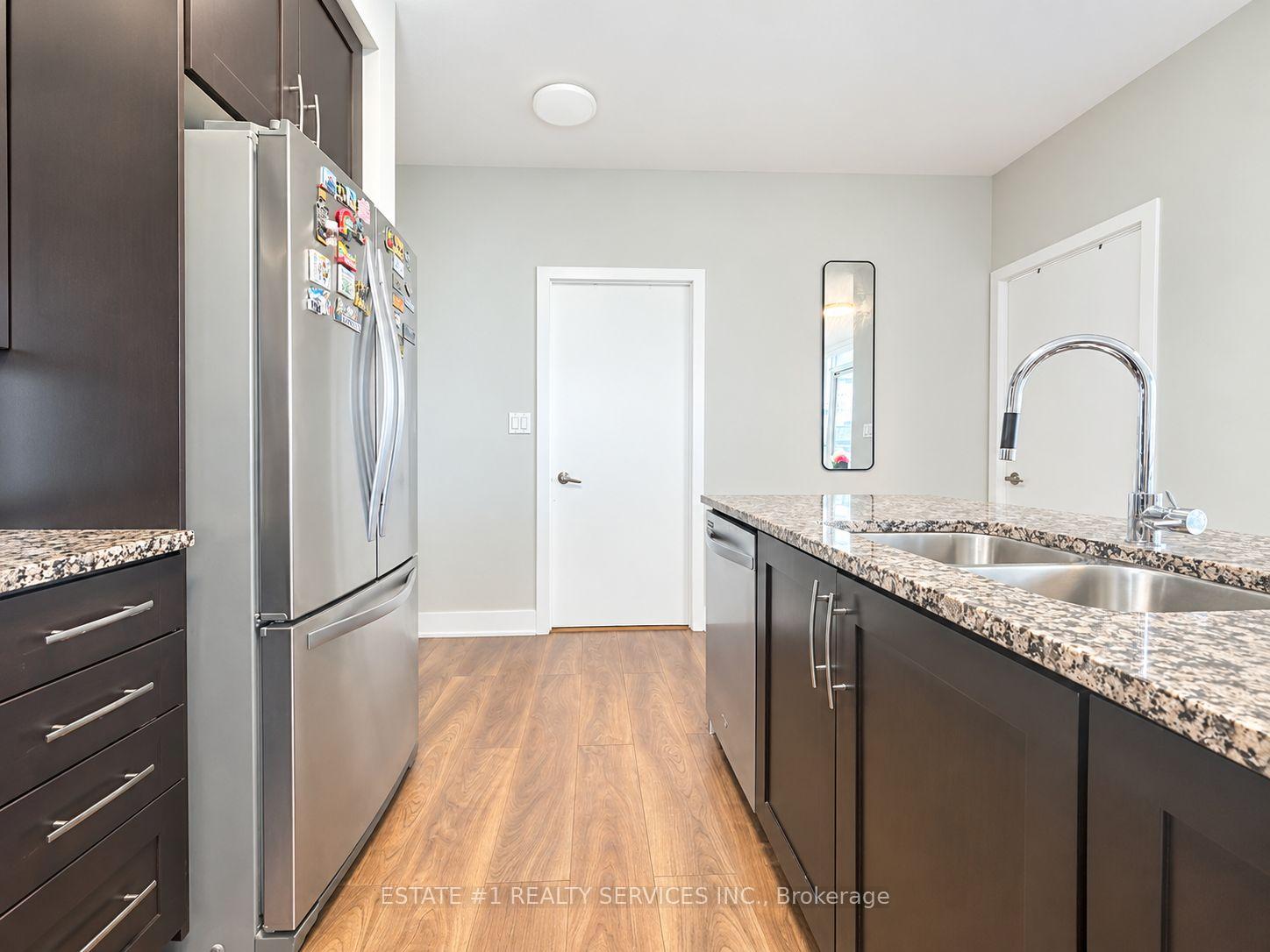 Photo 8 of Unit Lph2, 4065 Brickstone Mews, Mississauga, Creditview — HOMEH