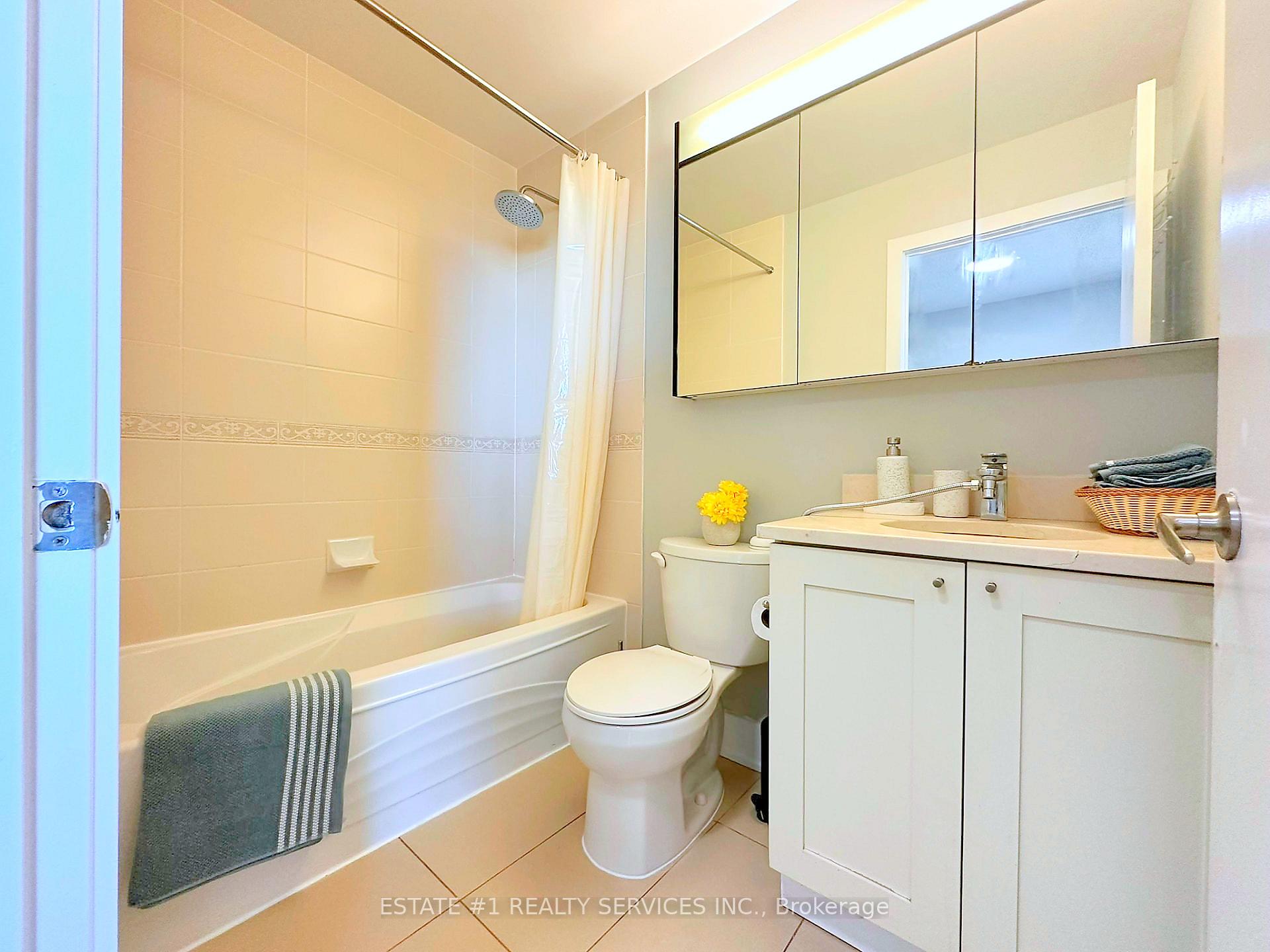 Photo 17 of Unit Lph2, 4065 Brickstone Mews, Mississauga, Creditview — HOMEH