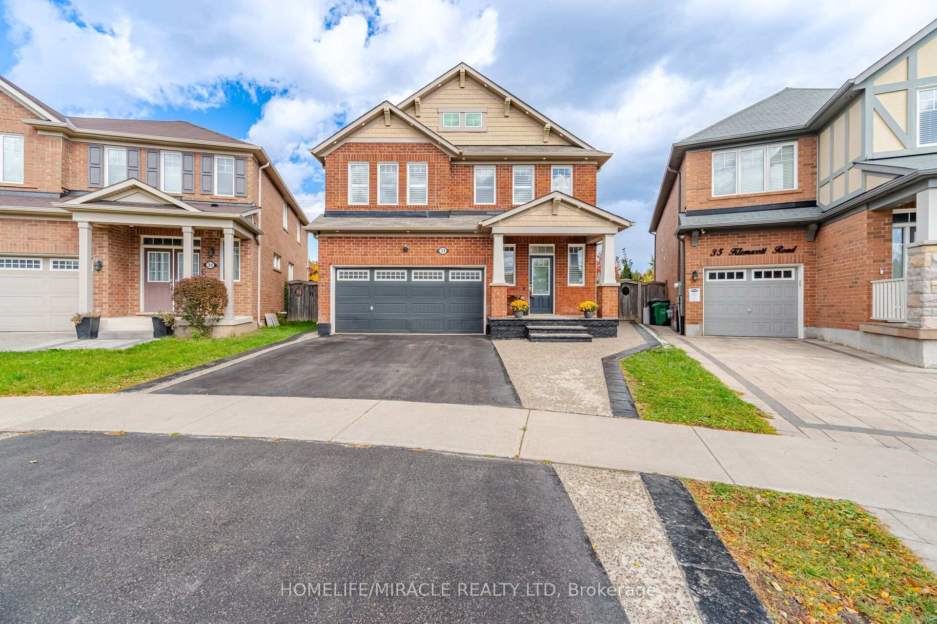 Photo 5 of 33 Klemscott Road, Brampton, Fletcher's Meadow — HOMEH