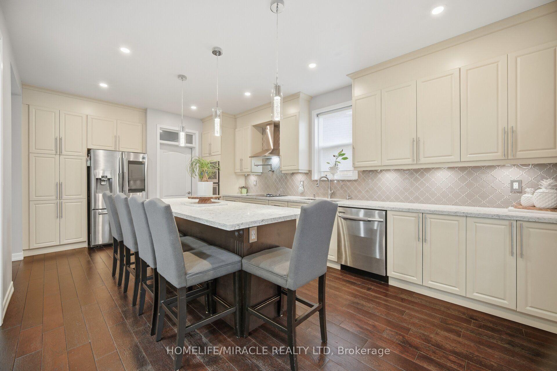 Photo 13 of 33 Klemscott Road, Brampton, Fletcher's Meadow — HOMEH