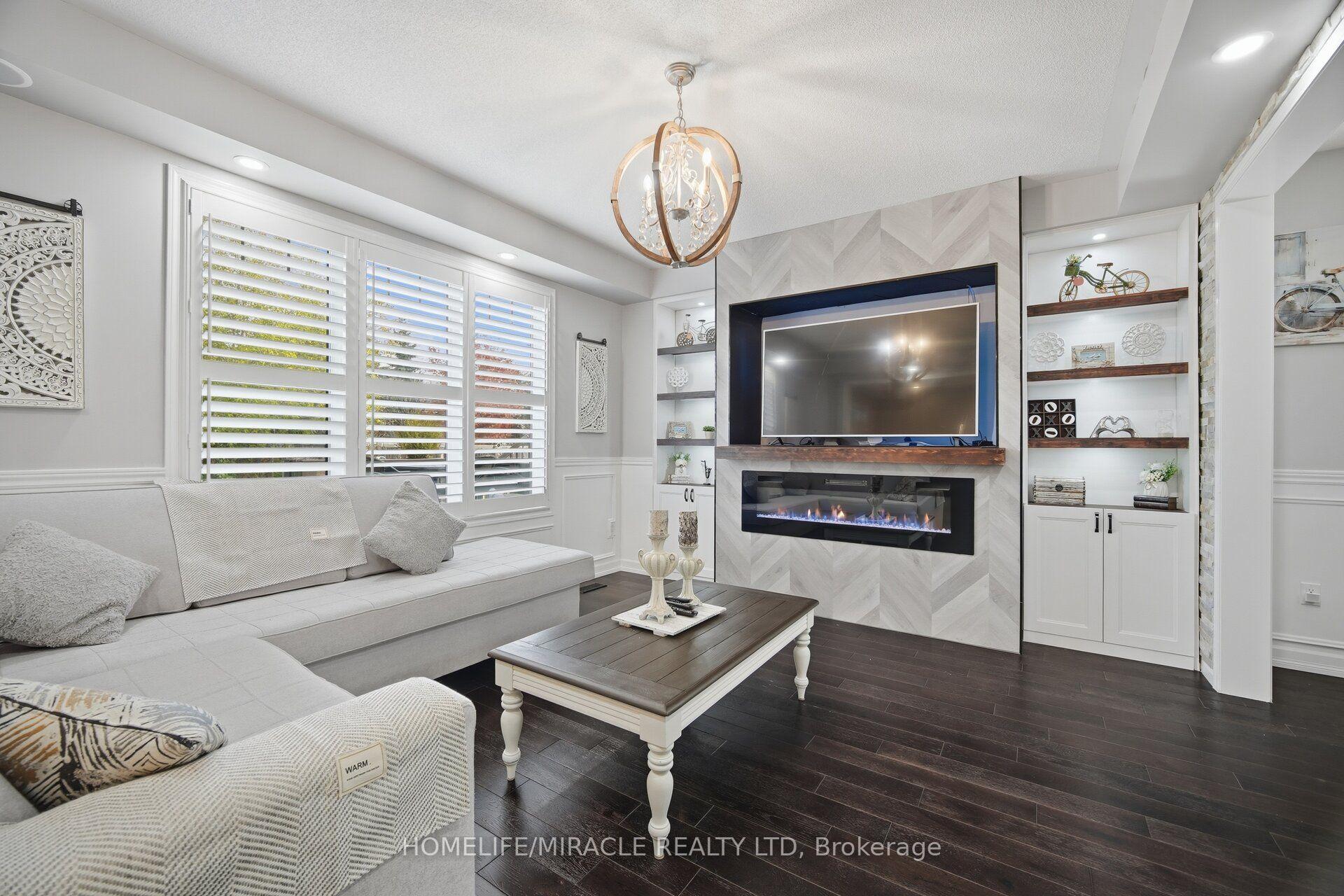 Photo 12 of 33 Klemscott Road, Brampton, Fletcher's Meadow — HOMEH