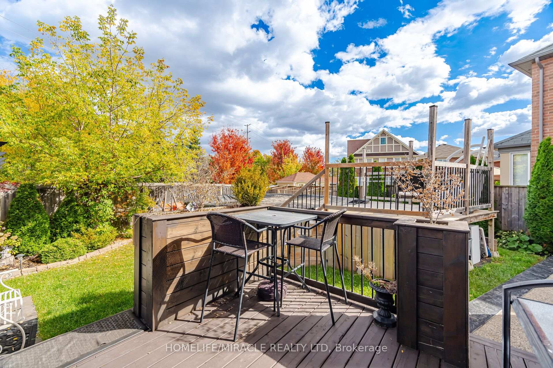 Photo 44 of 33 Klemscott Road, Brampton, Fletcher's Meadow — HOMEH