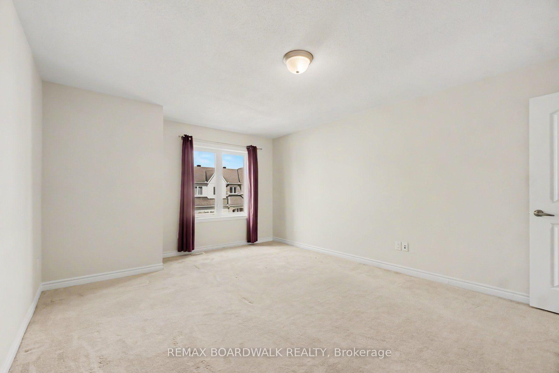 Photo 18 of 1008 Carden Lane, Ottawa, Chapel Hill South - Orleans Village — HOMEH