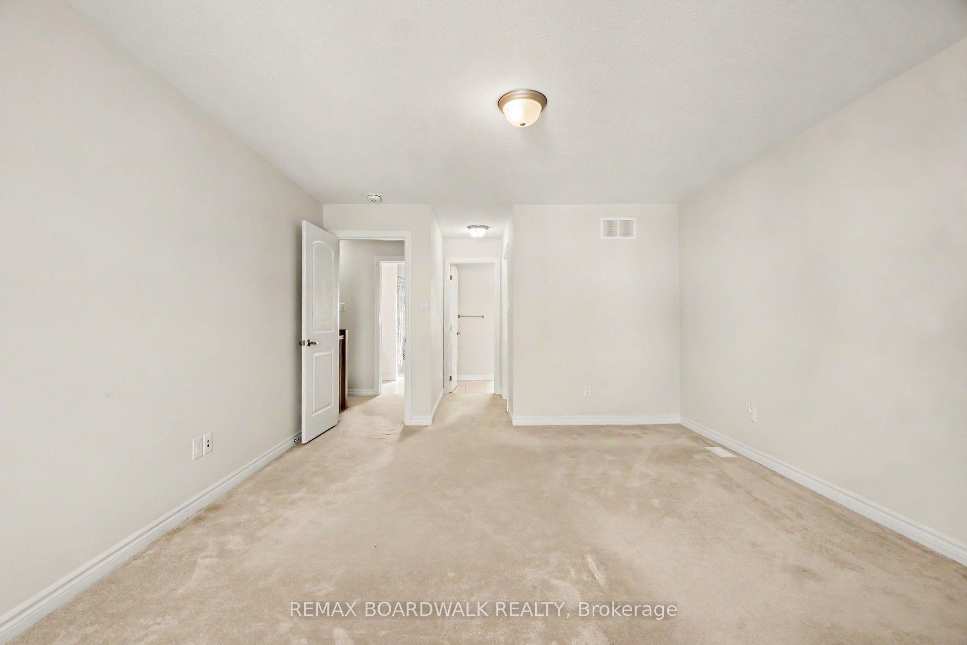 Photo 19 of 1008 Carden Lane, Ottawa, Chapel Hill South - Orleans Village — HOMEH