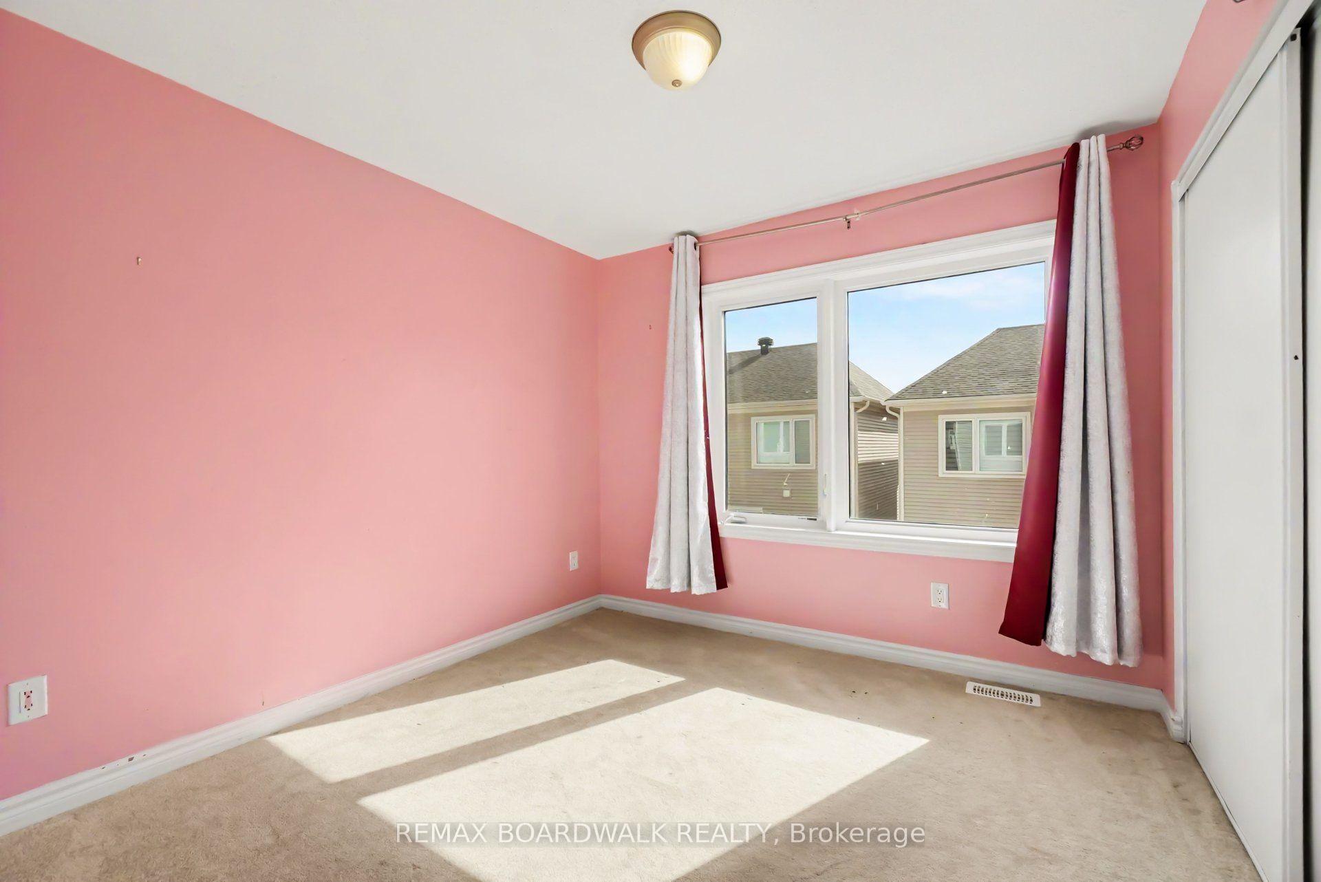 Photo 21 of 1008 Carden Lane, Ottawa, Chapel Hill South - Orleans Village — HOMEH