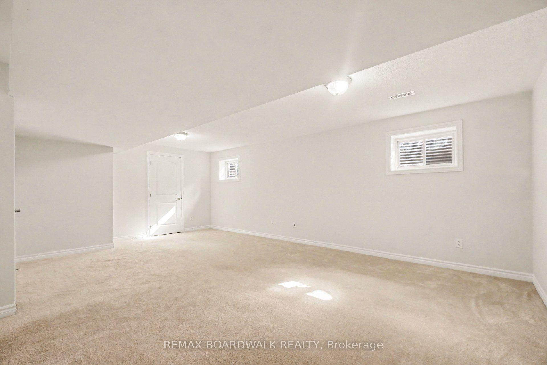 Photo 25 of 1008 Carden Lane, Ottawa, Chapel Hill South - Orleans Village — HOMEH
