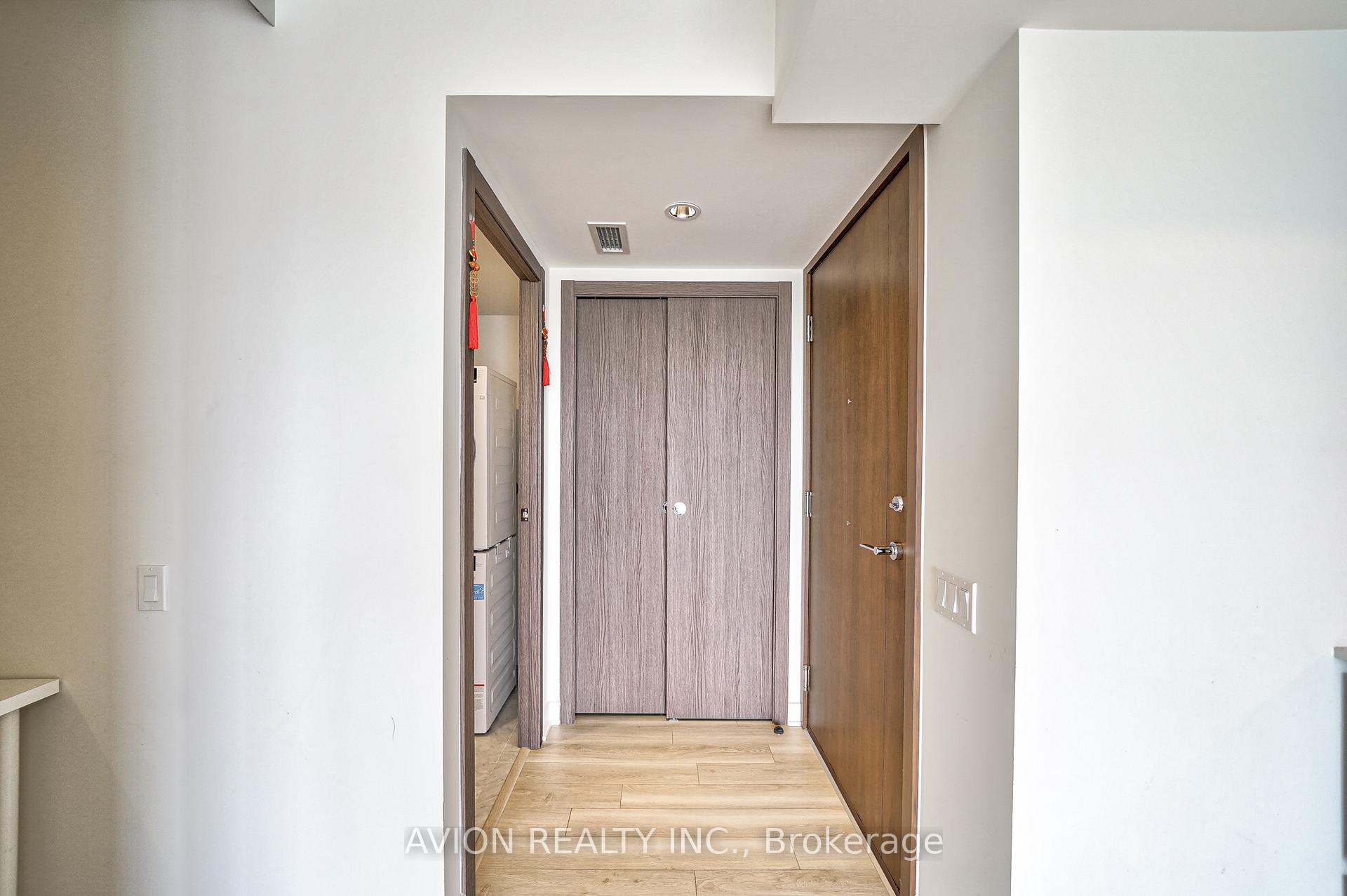 Photo 3 of Unit 1916, 17 Bathurst Street, Toronto, Waterfront Communities — HOMEH