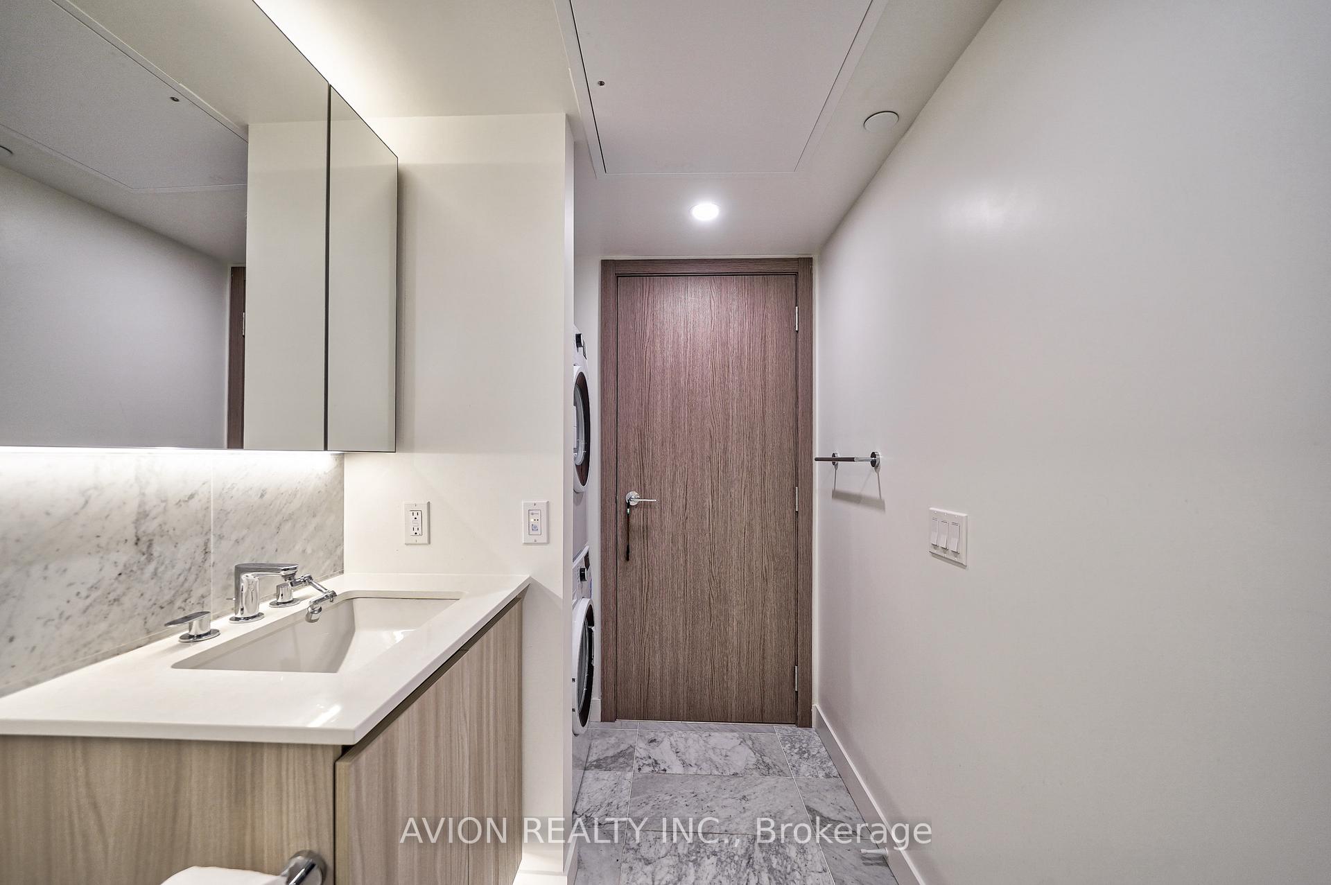 Photo 6 of Unit 1916, 17 Bathurst Street, Toronto, Waterfront Communities — HOMEH