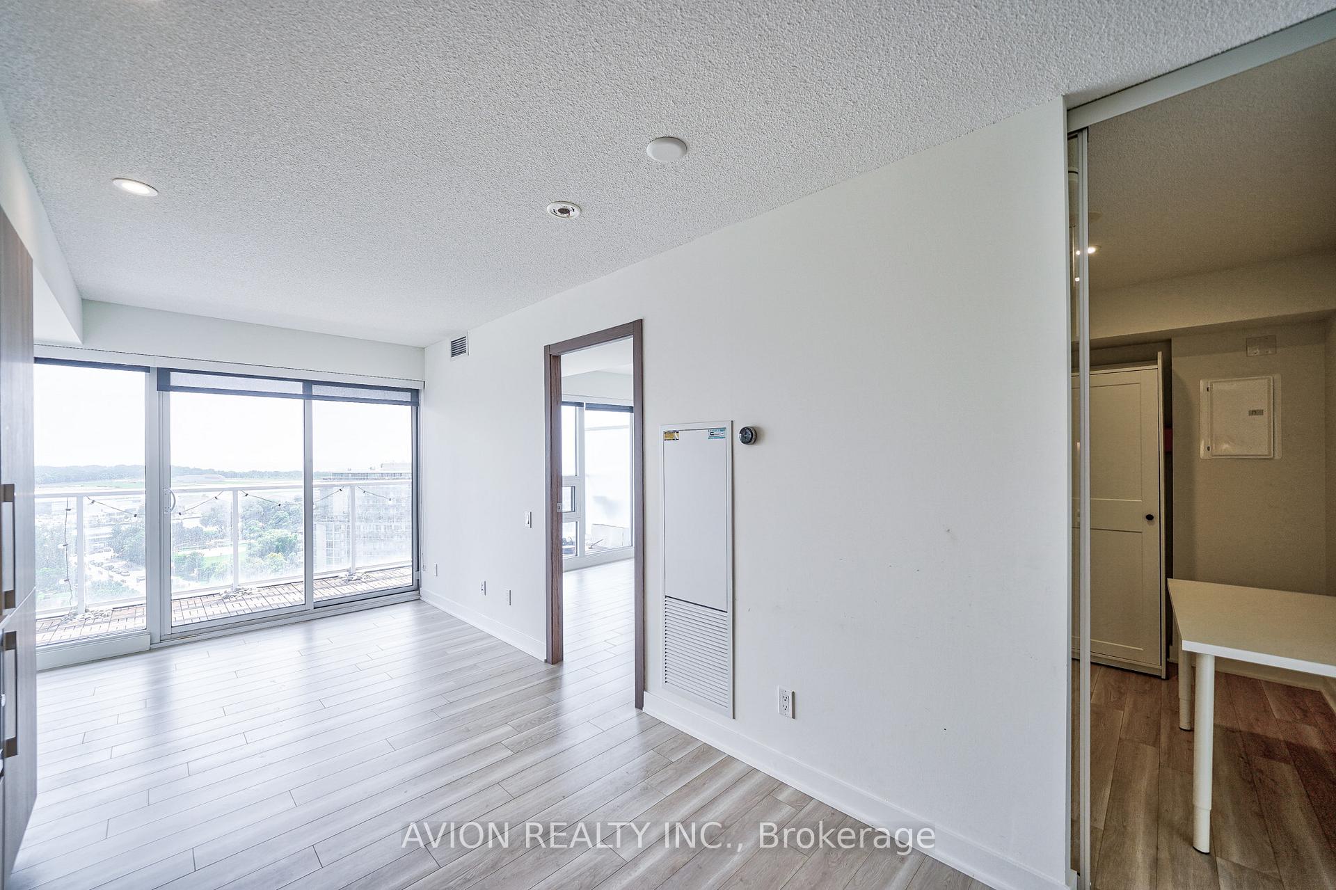 Photo 12 of Unit 1916, 17 Bathurst Street, Toronto, Waterfront Communities — HOMEH