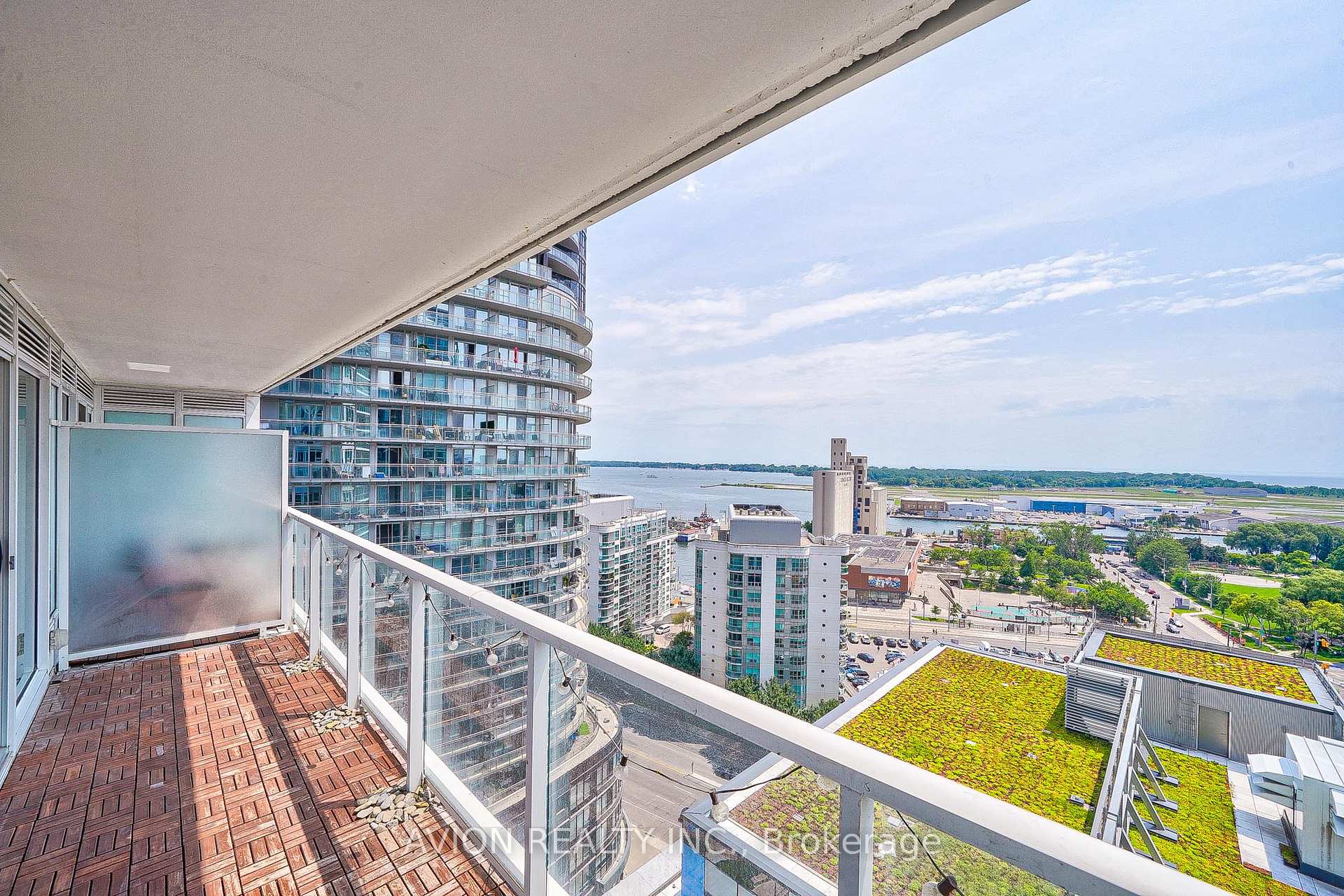 Photo 22 of Unit 1916, 17 Bathurst Street, Toronto, Waterfront Communities — HOMEH