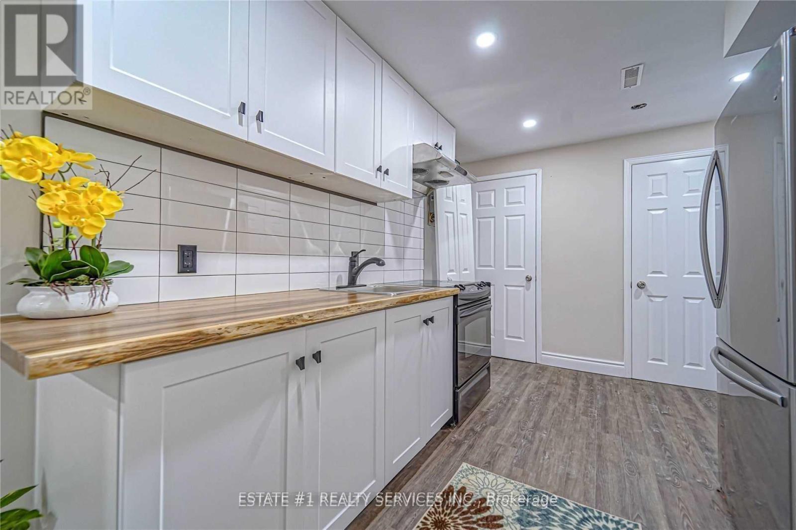 Photo 3 of 84 Simmons Boulevard, Brampton, Madoc — HOMEH