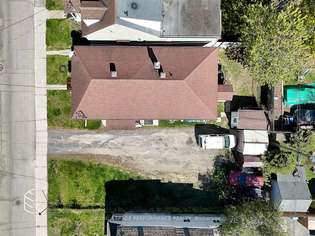 Photo 5 of 228 Carillon Street, Ottawa, Vanier — HOMEH