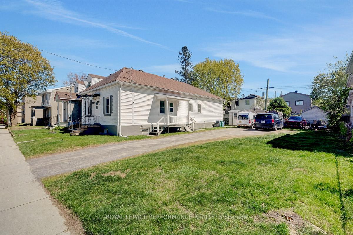 Photo 6 of 228 Carillon Street, Ottawa, Vanier — HOMEH