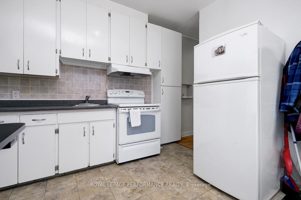 Photo 10 of 228 Carillon Street, Ottawa, Vanier — HOMEH