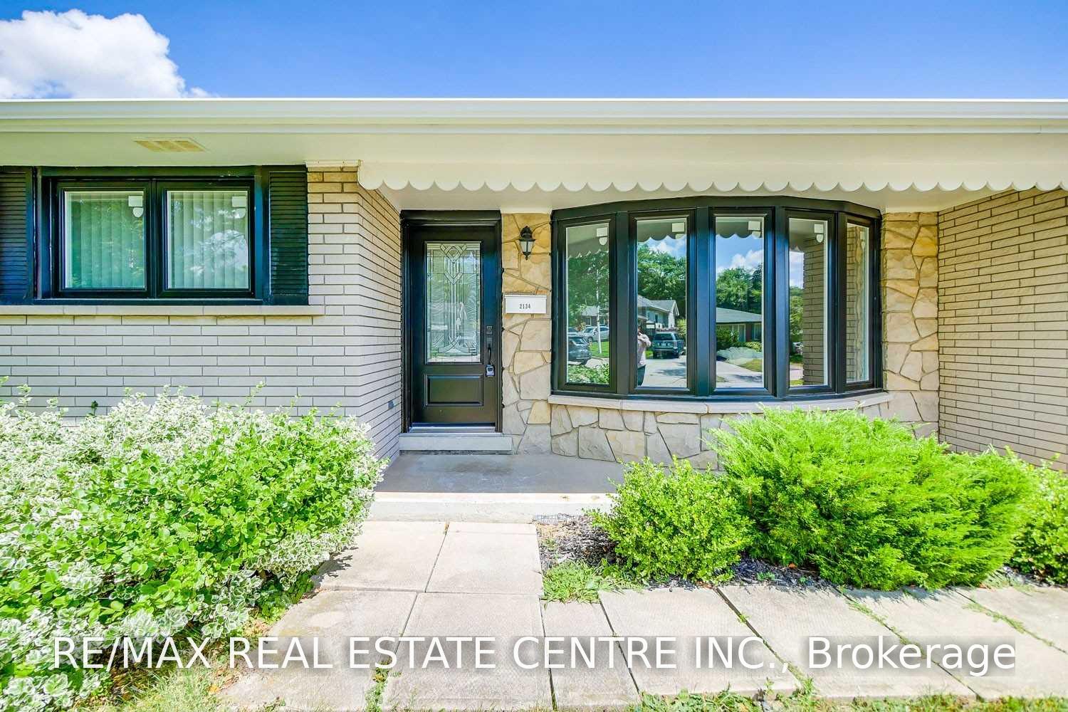 Photo 3 of 2134 Meadowbrook Road, Burlington, Mountainside — HOMEH
