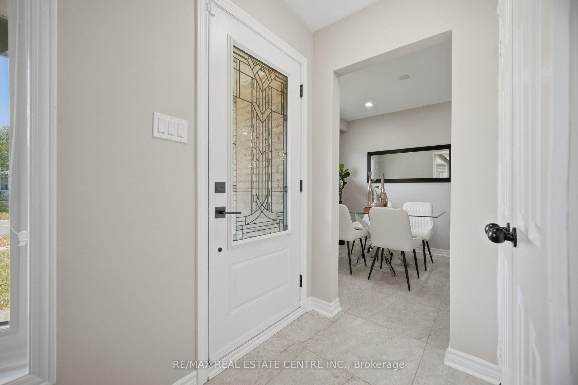 Photo 4 of 2134 Meadowbrook Road, Burlington, Mountainside — HOMEH