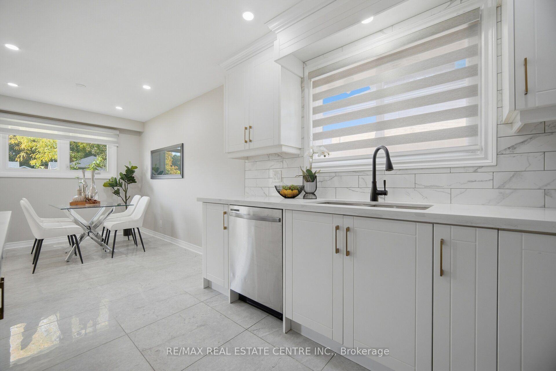 Photo 15 of 2134 Meadowbrook Road, Burlington, Mountainside — HOMEH