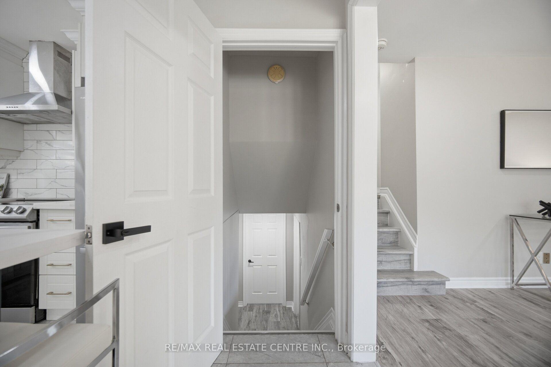 Photo 28 of 2134 Meadowbrook Road, Burlington, Mountainside — HOMEH