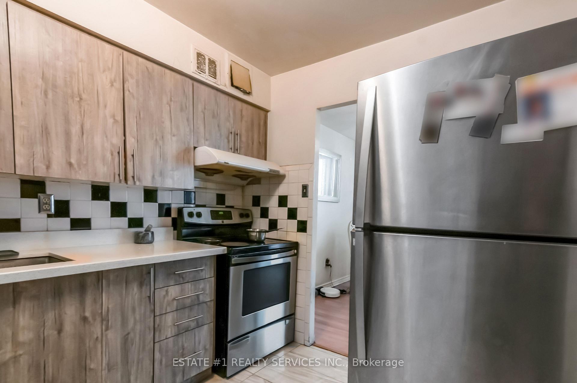 Photo 25 of Unit 402, 3555 Derry Road E, Mississauga, Malton — HOMEH
