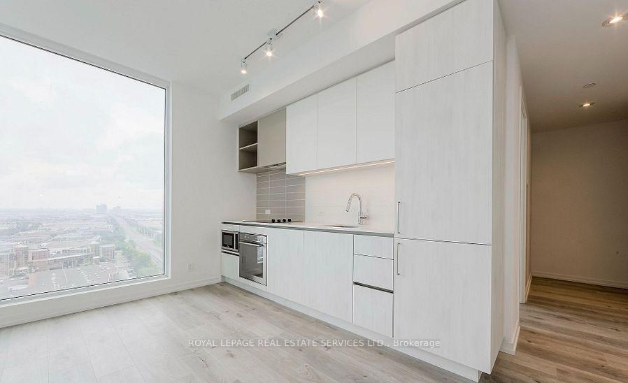Photo 7 of Unit 2106, 7890 Jane Street, Vaughan, Vaughan Corporate Centre — HOMEH