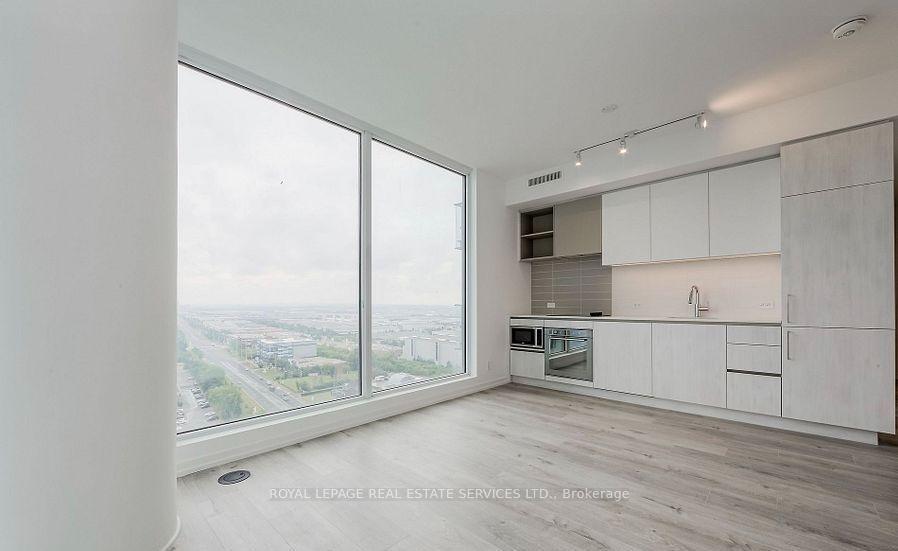 Photo 8 of Unit 2106, 7890 Jane Street, Vaughan, Vaughan Corporate Centre — HOMEH