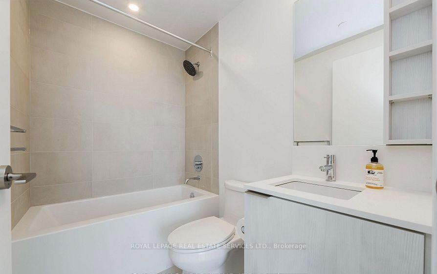 Photo 12 of Unit 2106, 7890 Jane Street, Vaughan, Vaughan Corporate Centre — HOMEH