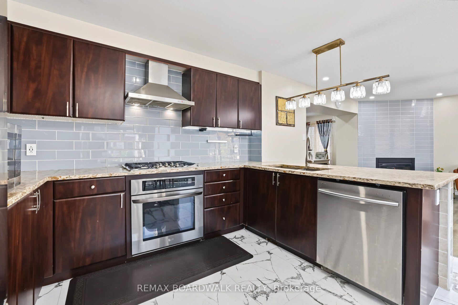 Photo 15 of 508 Sunlit Circle, Ottawa, Notting Hill/Summerside — HOMEH