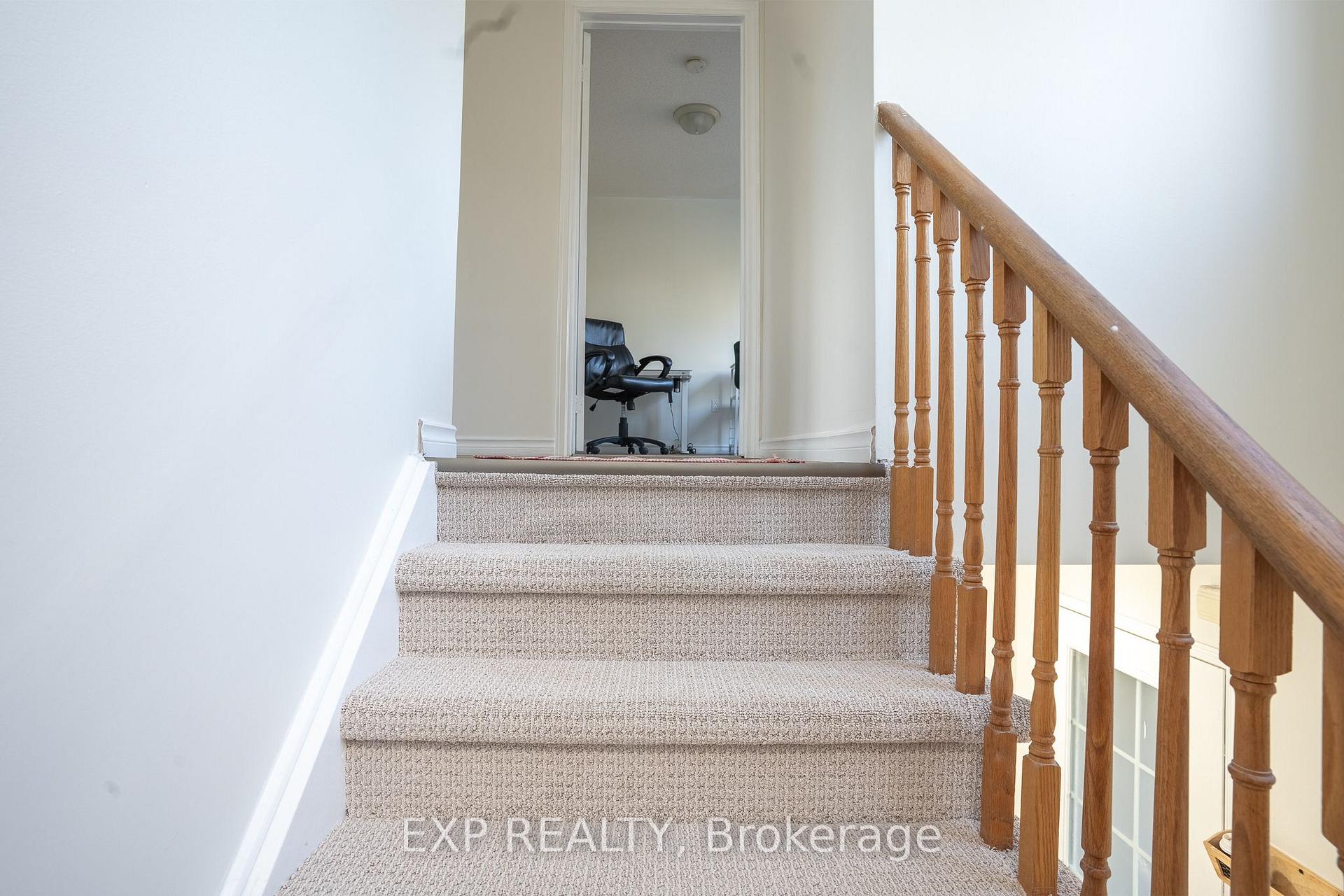 Photo 8 of 1892 Secretariat Place, Oshawa, Windfields — HOMEH