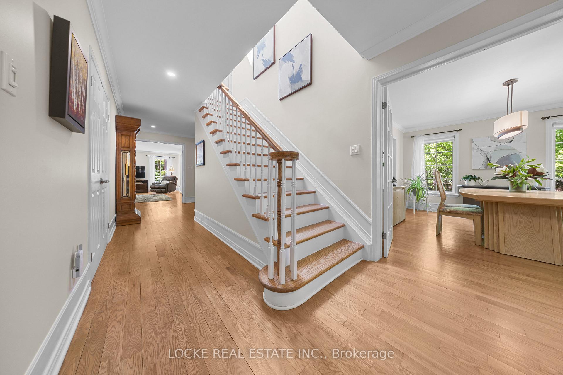 Photo 5 of 2207 Pleasantview Court, Ottawa, Cumberland West — HOMEH