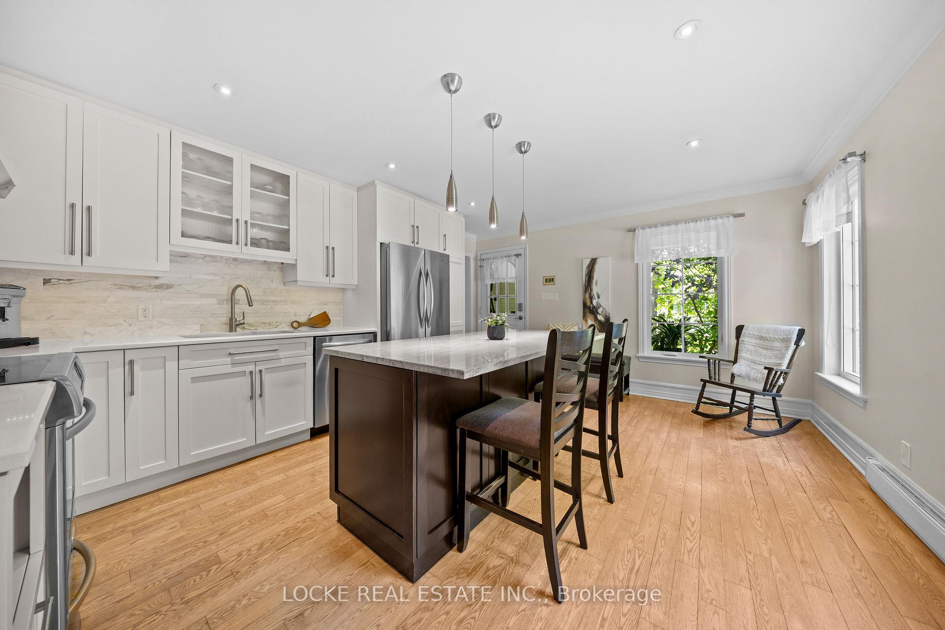 Photo 8 of 2207 Pleasantview Court, Ottawa, Cumberland West — HOMEH