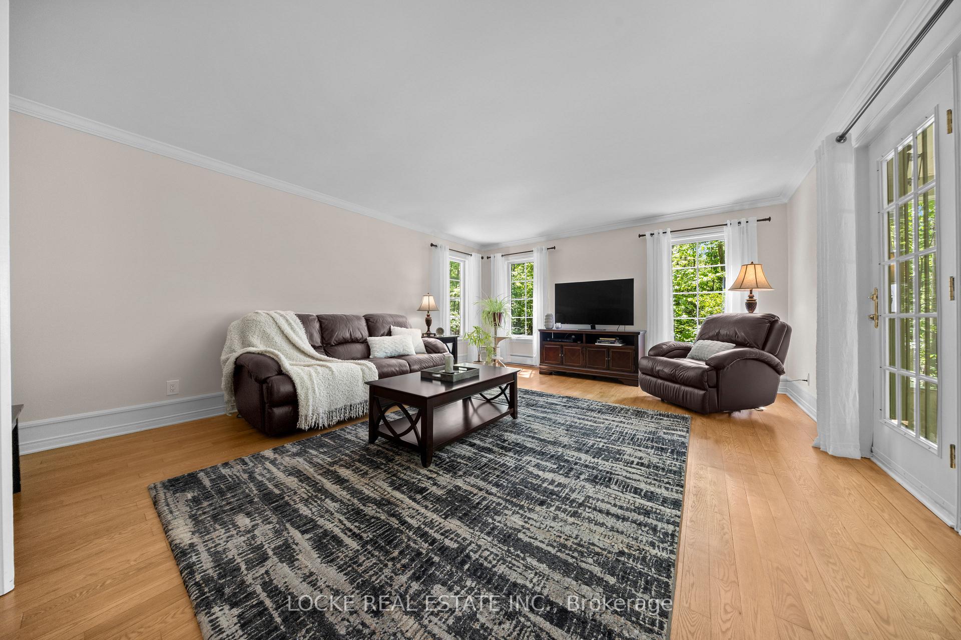 Photo 17 of 2207 Pleasantview Court, Ottawa, Cumberland West — HOMEH