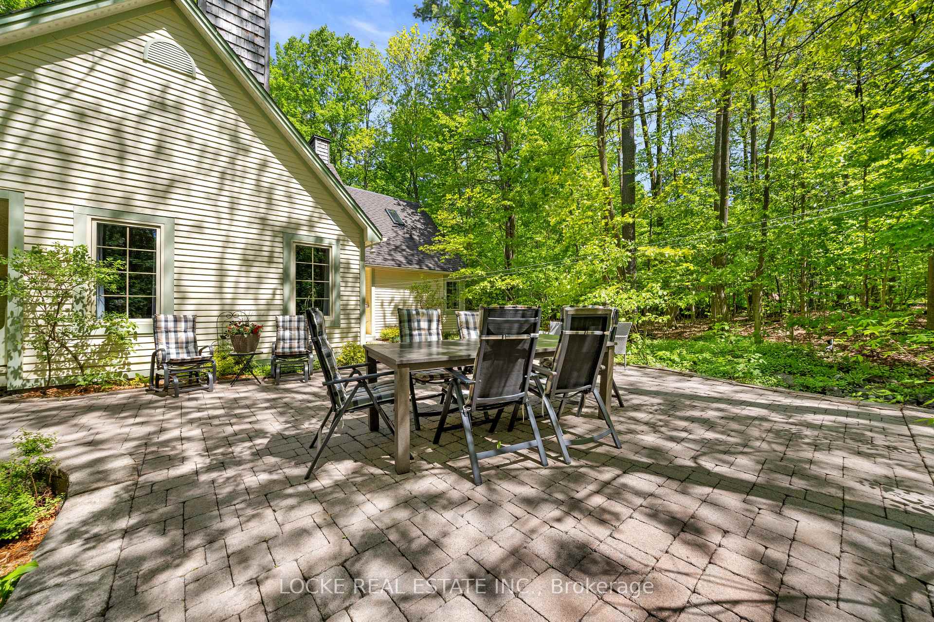 Photo 37 of 2207 Pleasantview Court, Ottawa, Cumberland West — HOMEH