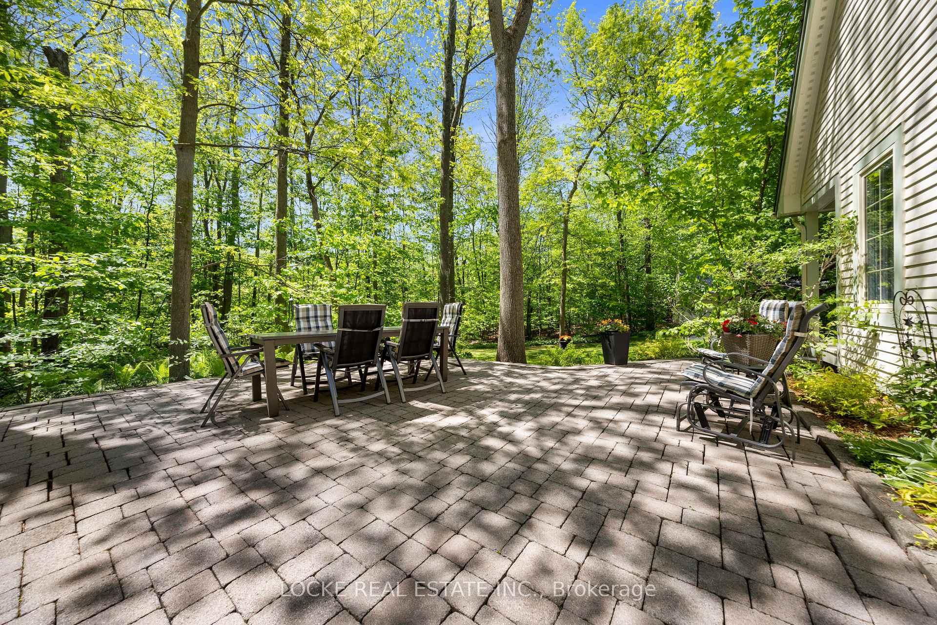 Photo 38 of 2207 Pleasantview Court, Ottawa, Cumberland West — HOMEH